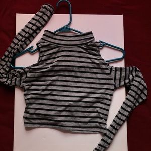 Shoulderless Striped Long-sleeved Crop Top